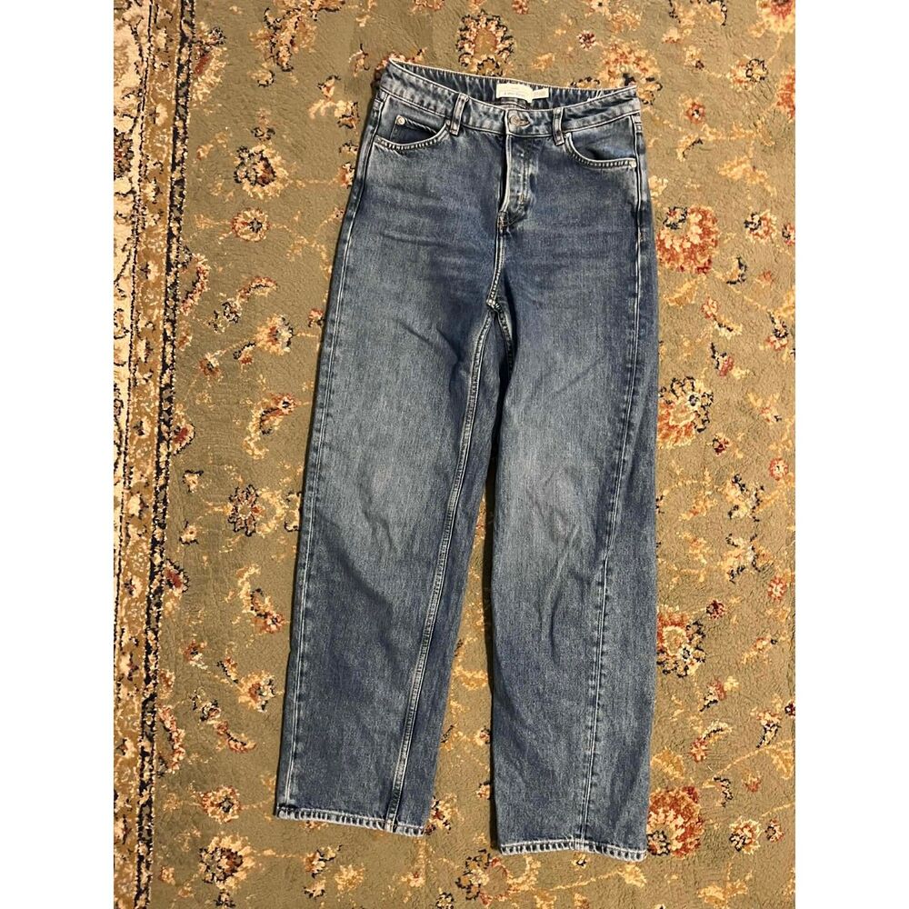 & Other Stories Medium Wash High Waist Mom Jean, size 25